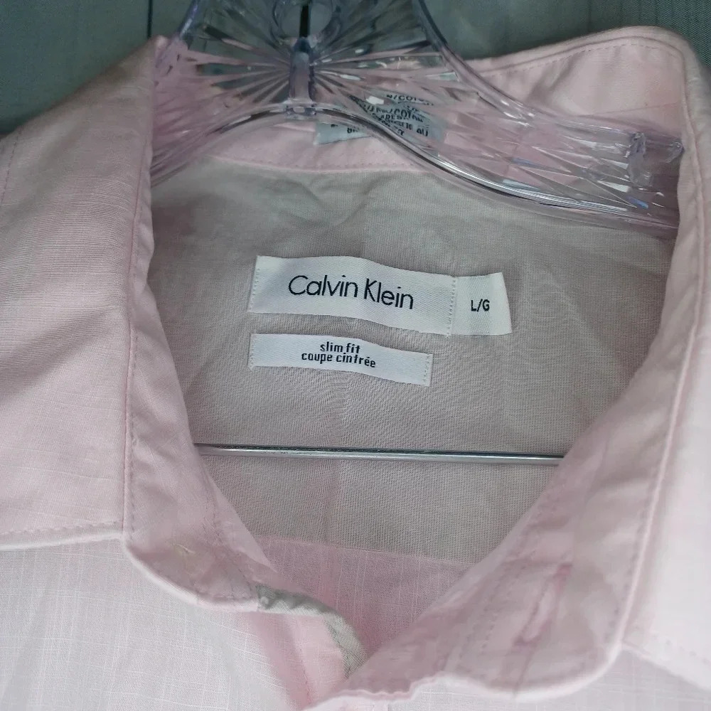 Calvin Klein men's button-down shirt - Picture 2 of 8